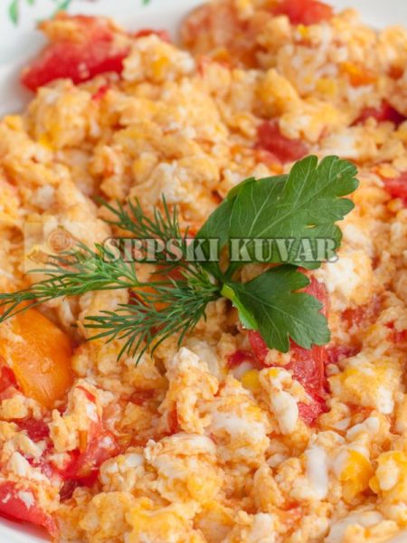 Recept za kajganu sa svežim paprikama